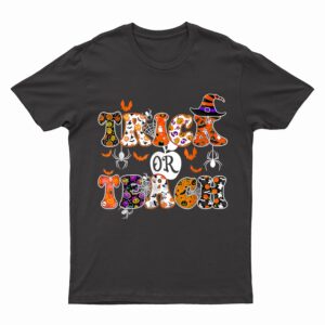 Retro Vintage Groovy Trick Or Teach Halloween Teacher Life T-Shirt